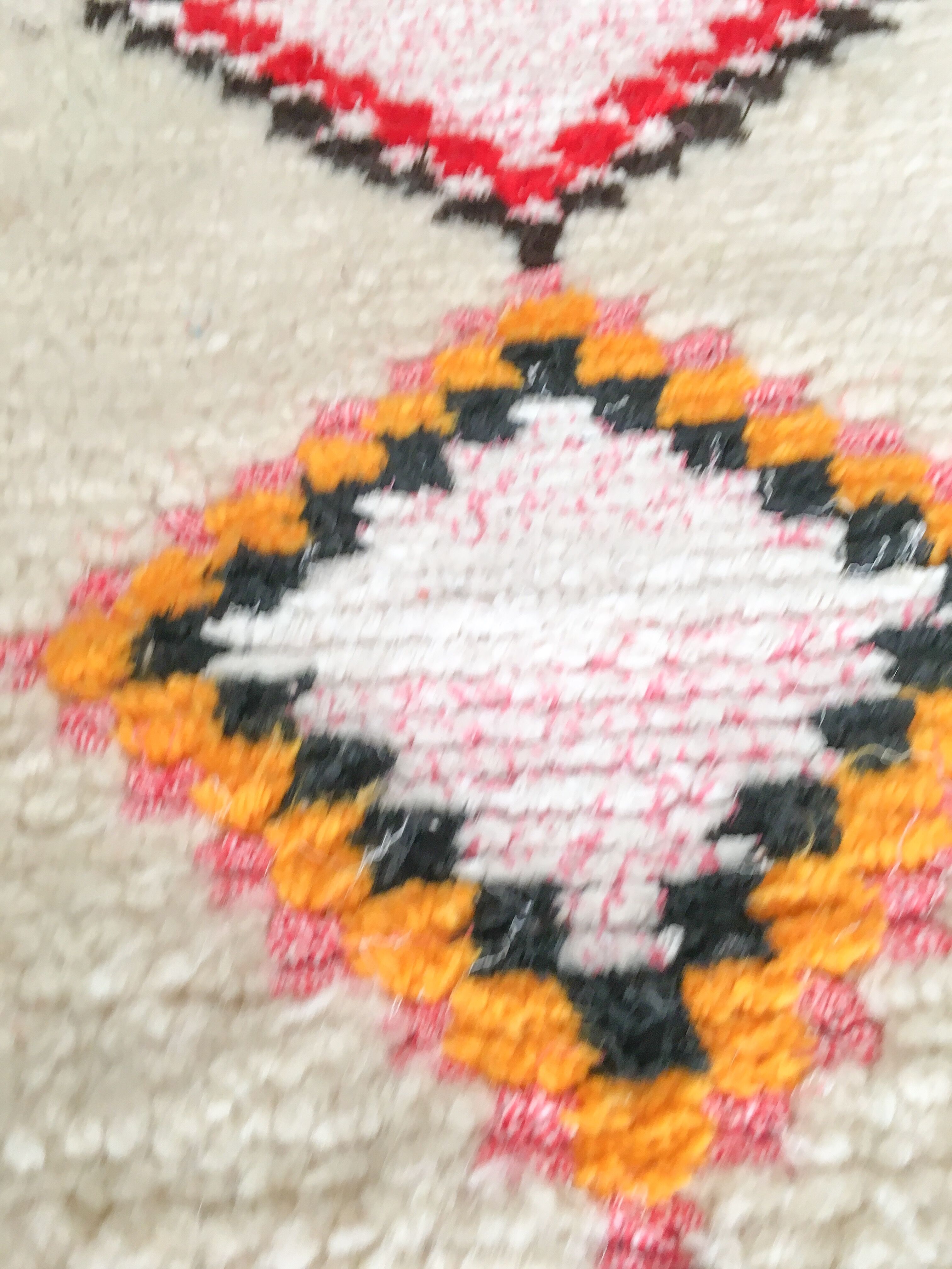 Tapis marocain coloré 151 x 98 cm