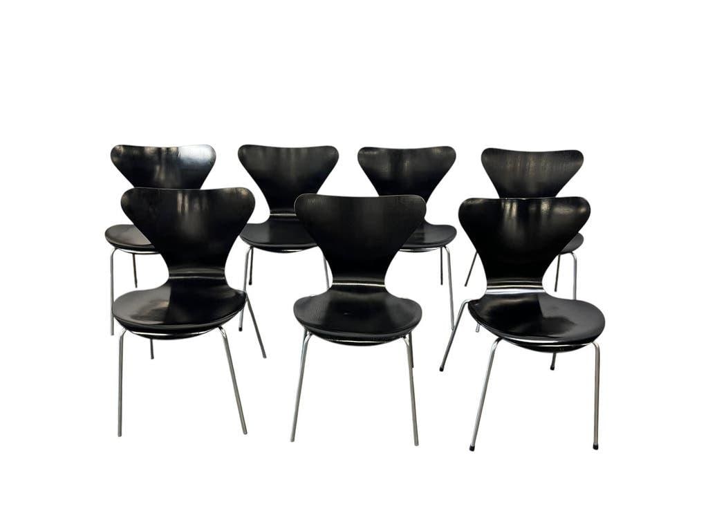Chaise noire vintage / chaise papillon Fritz Hansen