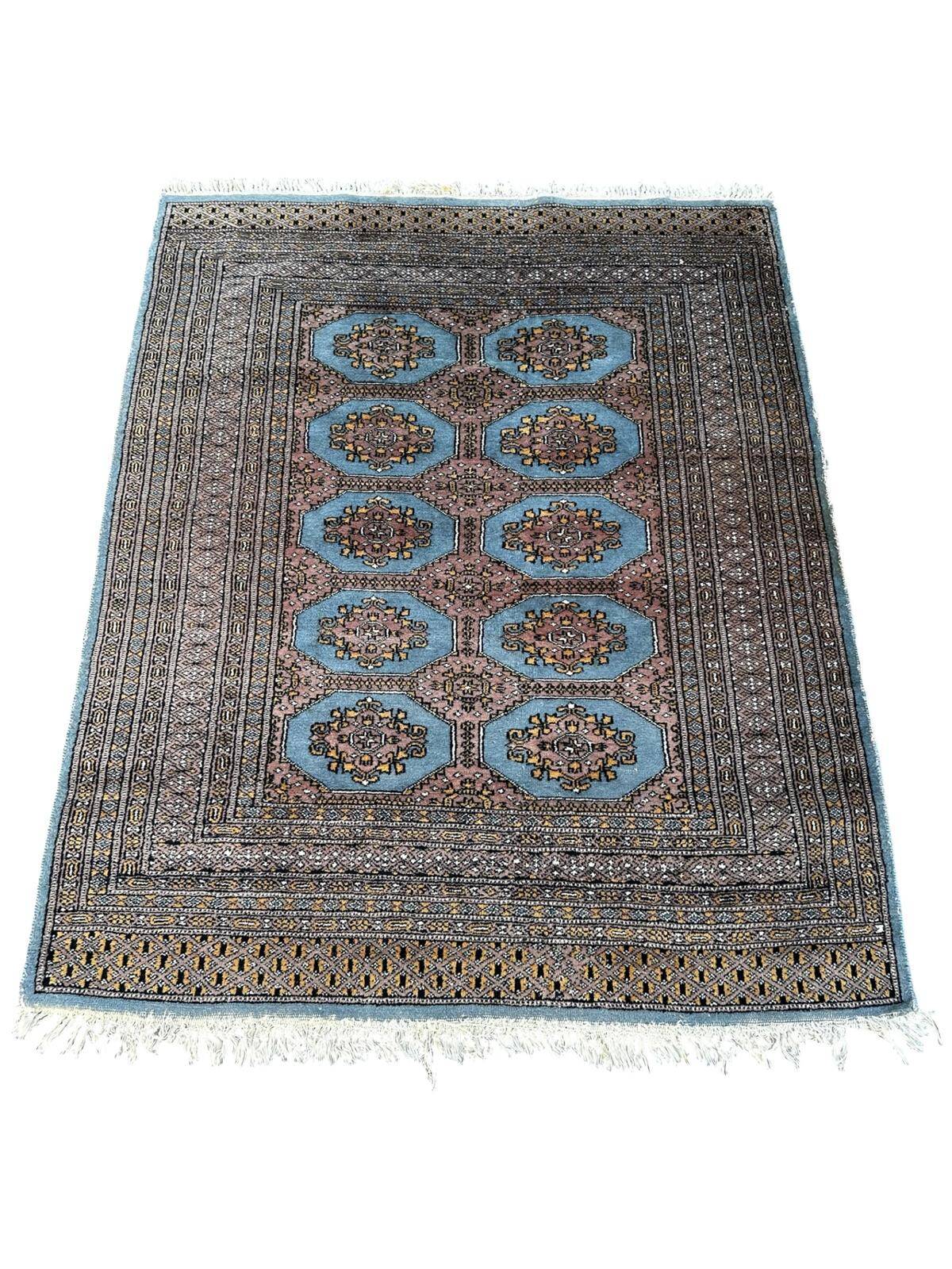 Handmade Pakistani rug 130cm x 165cm