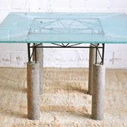 Table en béton et verre meulé, Italie 1980