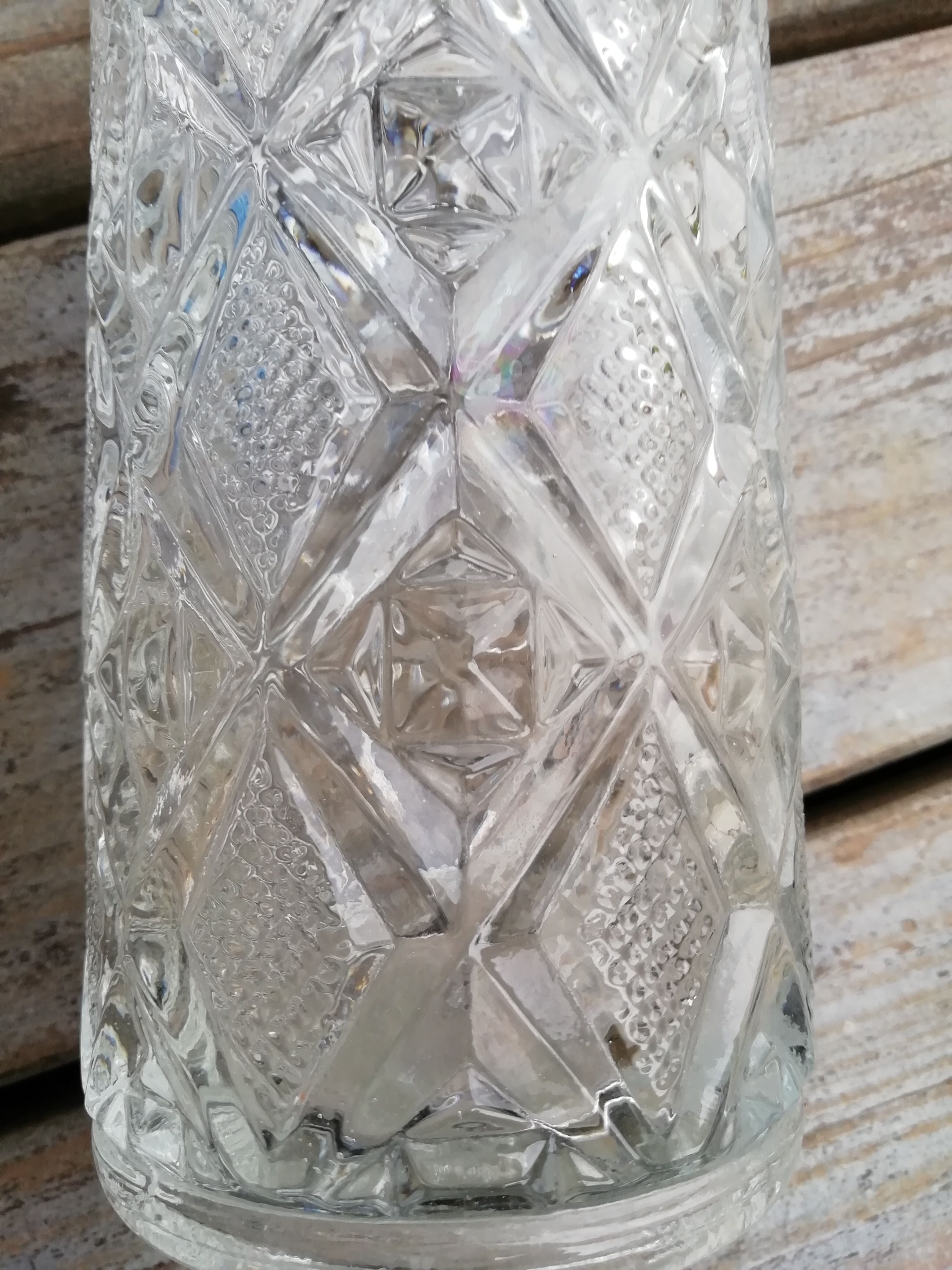 Carafe chiseled glass
