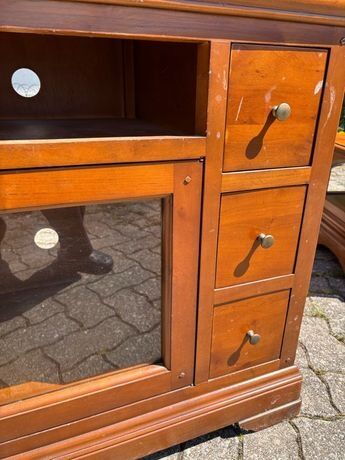 Meubles en bois massif