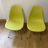 2 Chaises Eames par Vitra