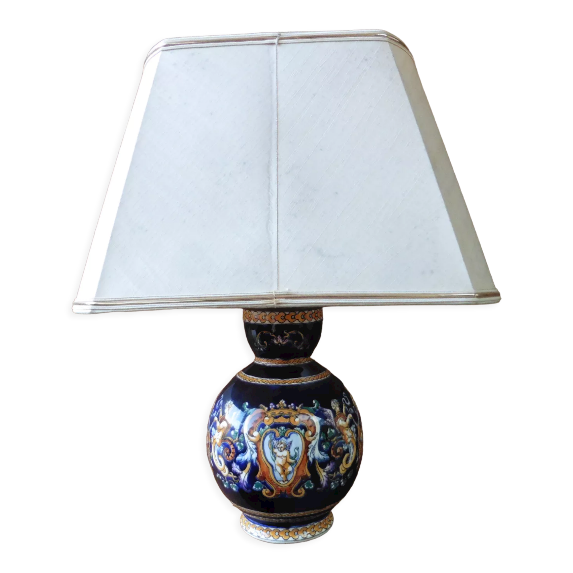 Ceramic lamp signed Gien, Renaissance décor