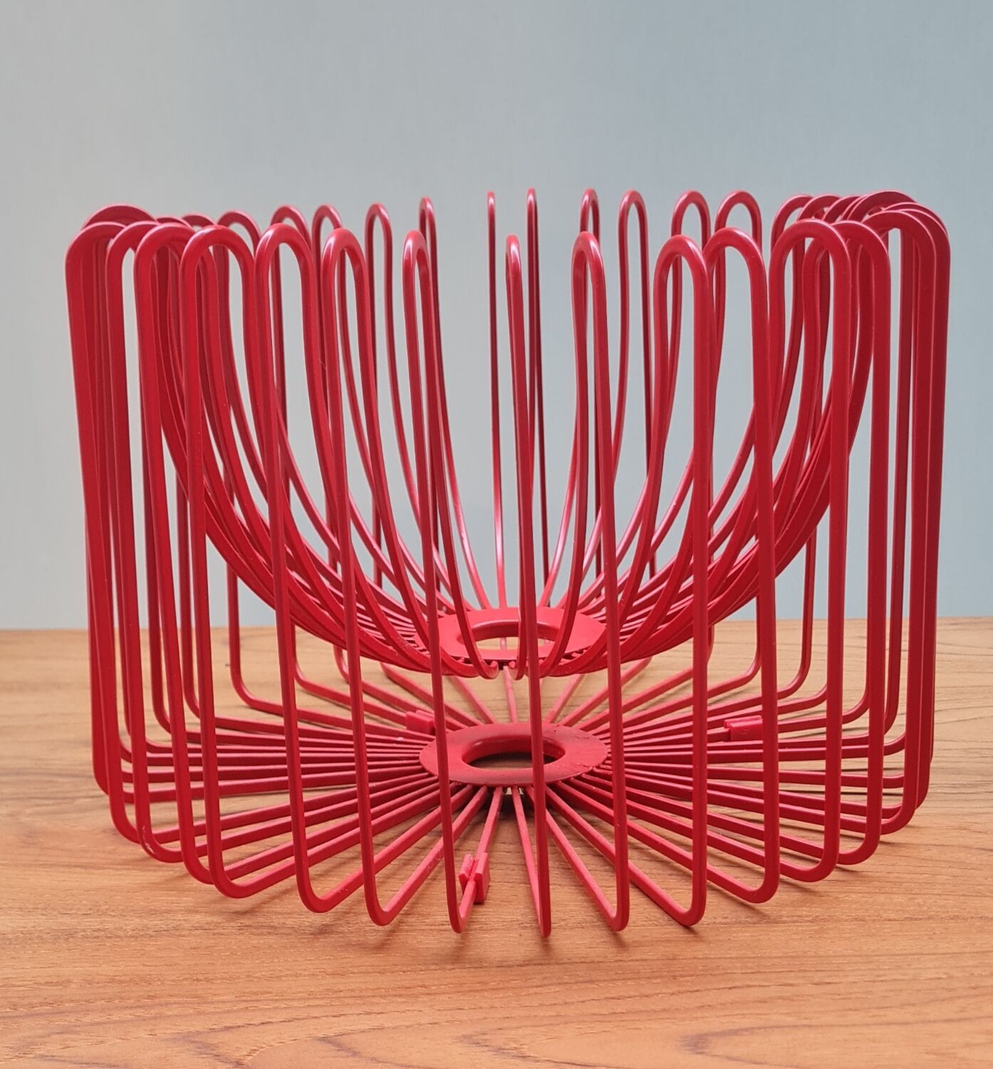 Tradig fruit basket by Ehlen Johansson in metal
