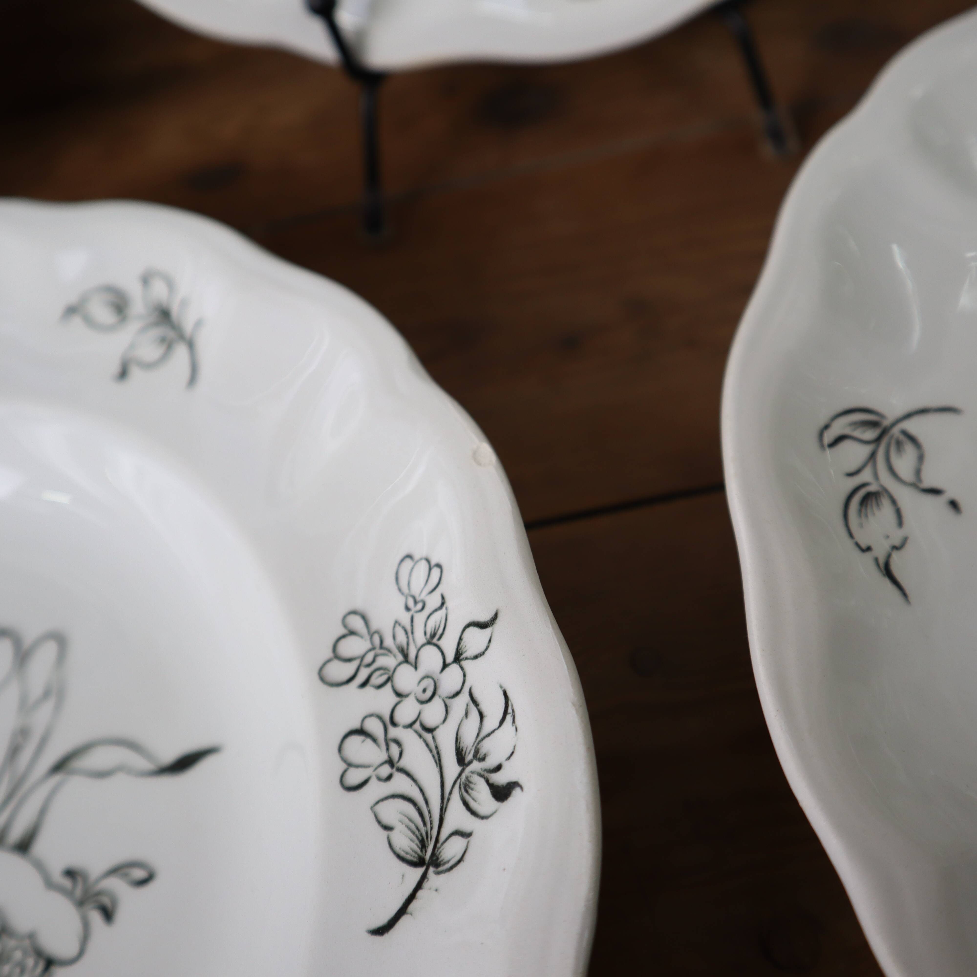 Set of 6 hollow plates in half Lunéville porcelain