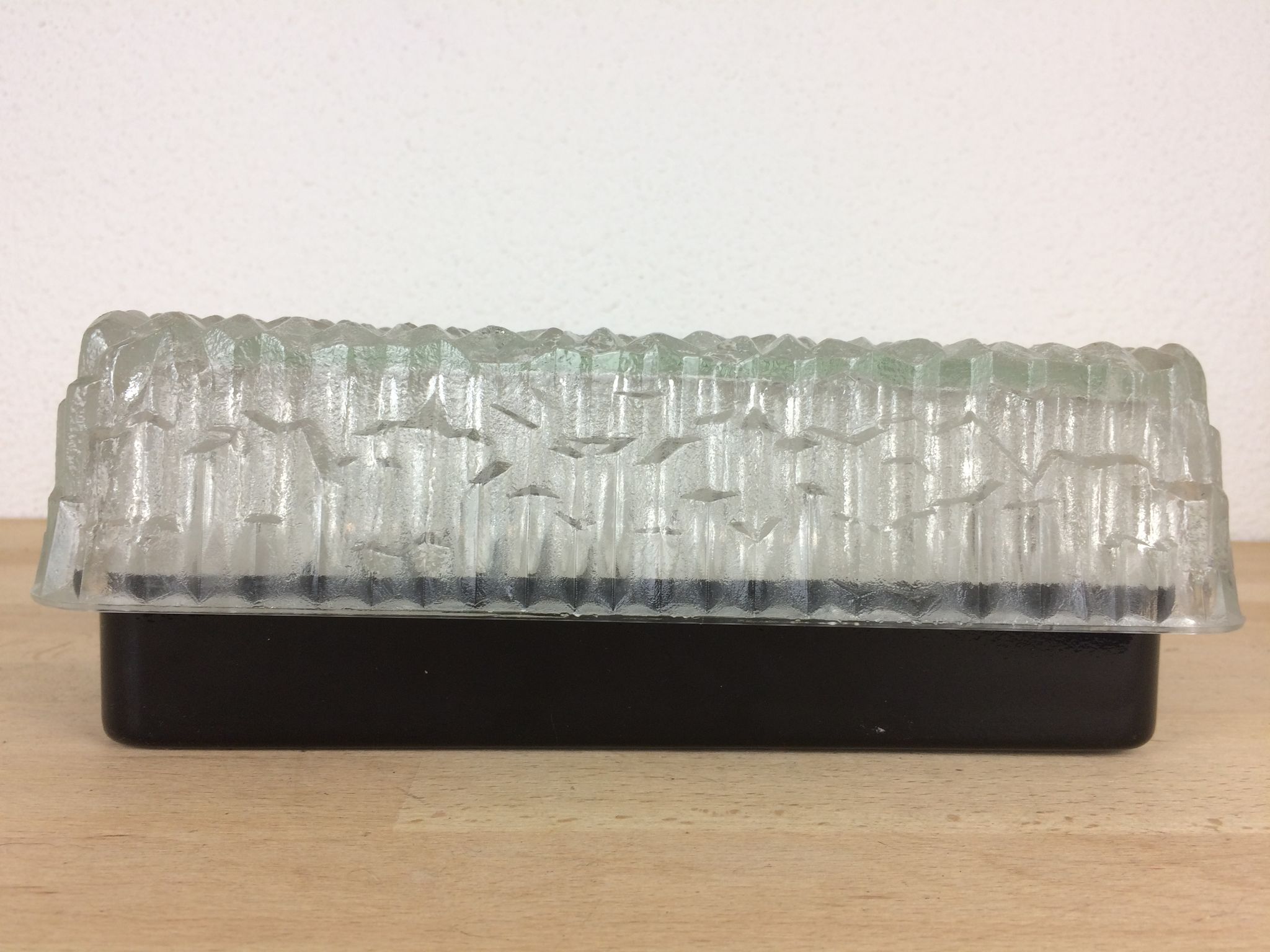Square Holophane wall light in cut glass, 1960s.