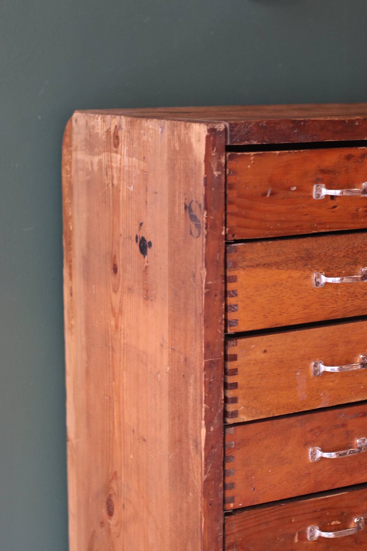 Craft cabinet with drawers