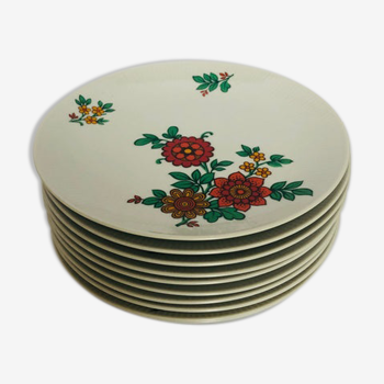 10 dessert plates and Bavaria dish