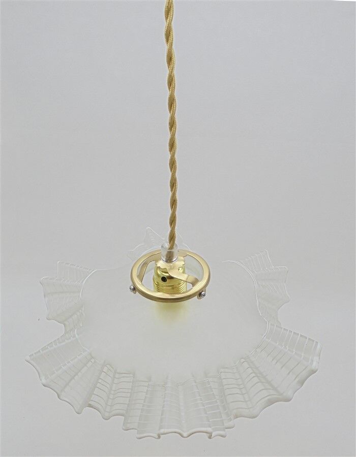 Suspension draped effect