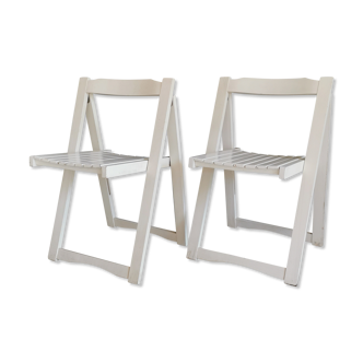 Folding chairs