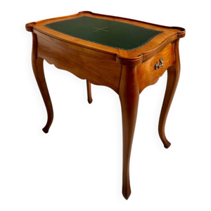 Petite table volante