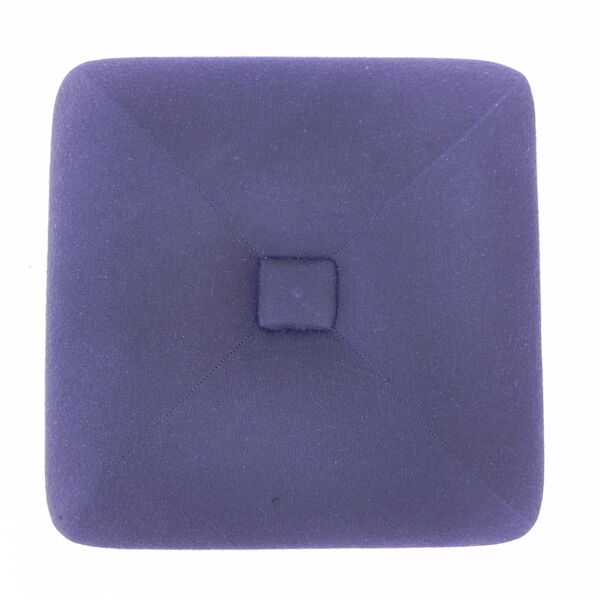 Tabouret Stokking, pouf repose-pieds par Clemens Claessen