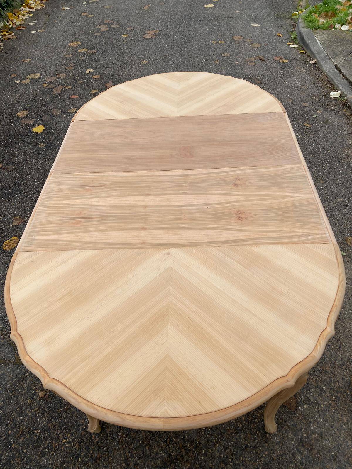 Louis XV style oval extendable round table renovated in raw wood