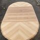 Table ronde extensible ovale style Louis XV rénovée en bois brut