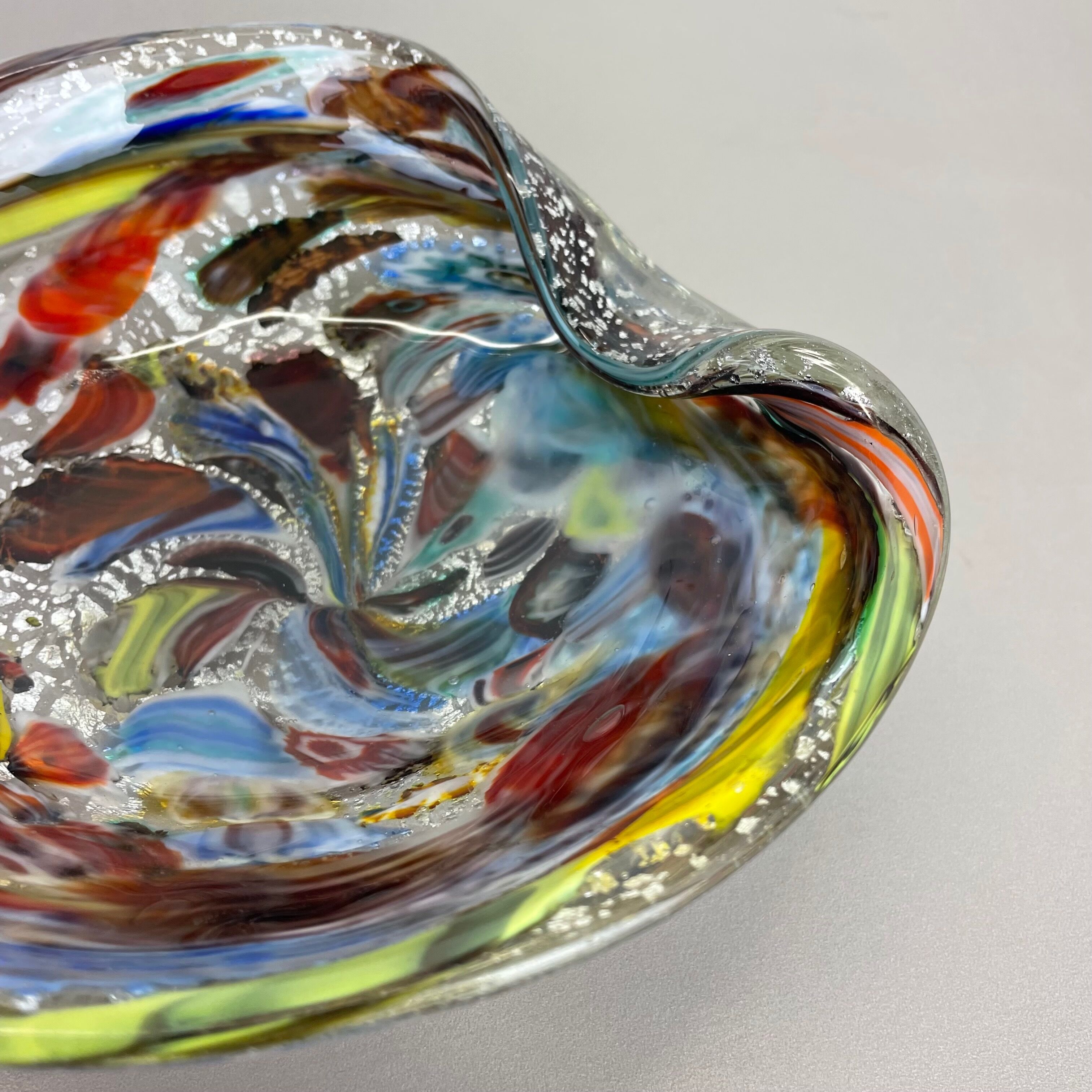 Bol en verre de Murano argent Flakes Shell Ashtray by Dino Martens Italie Années 1960