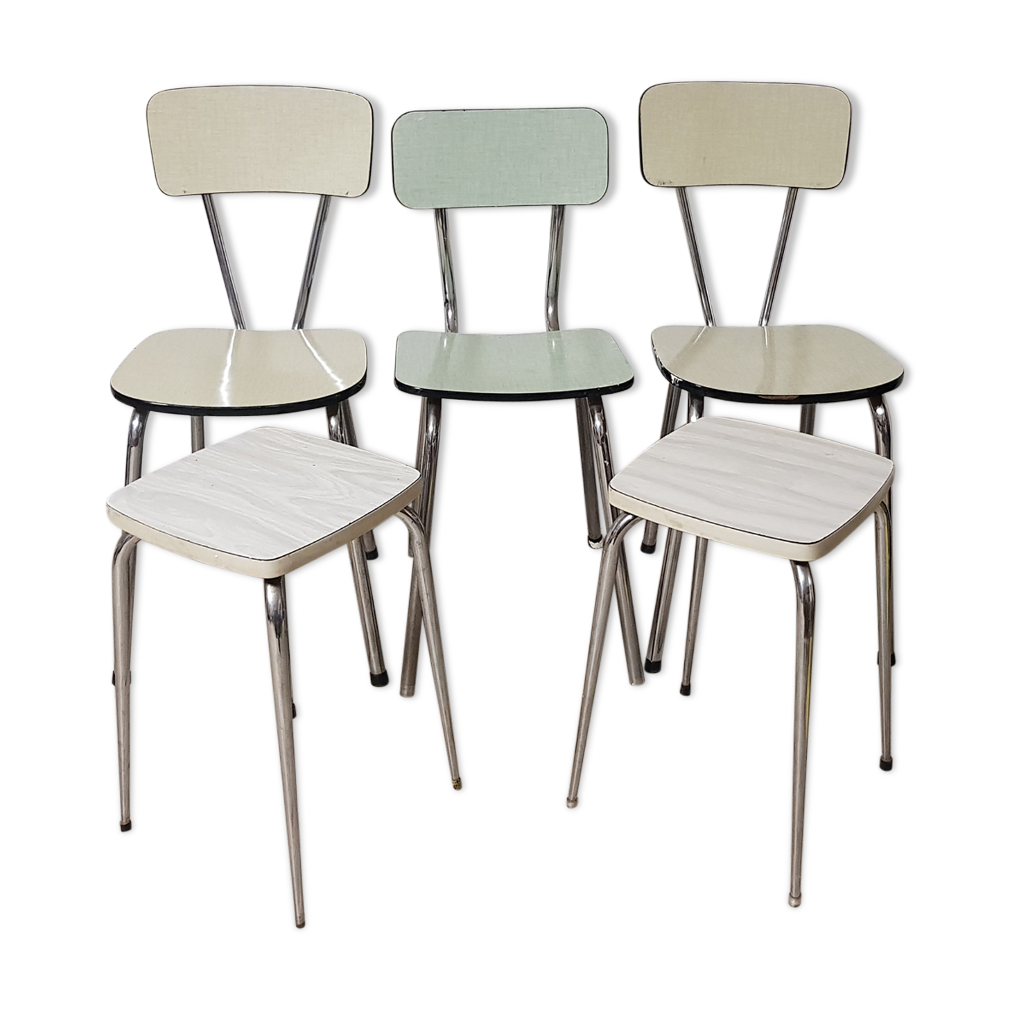 Lot 2 formica stools