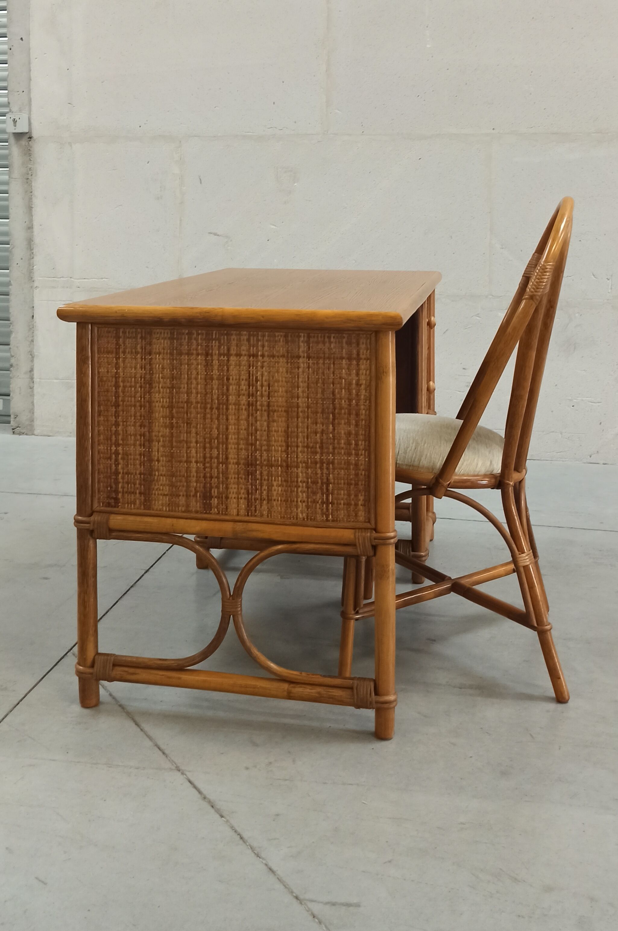 Bureau et chaise en bambou et rotin