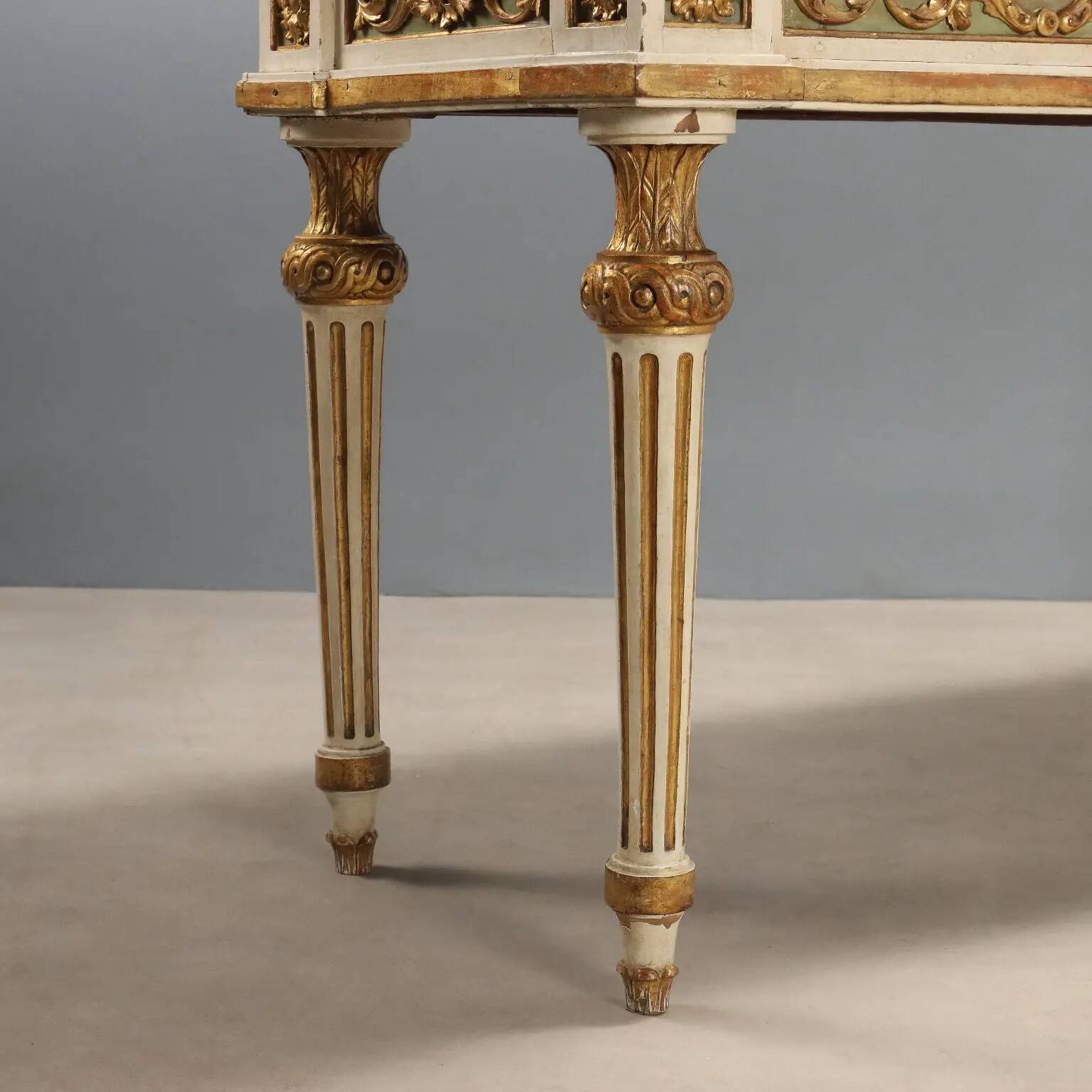 Table éclectique ancienne en bois laqué et marbre, Italie, XIXe siècle