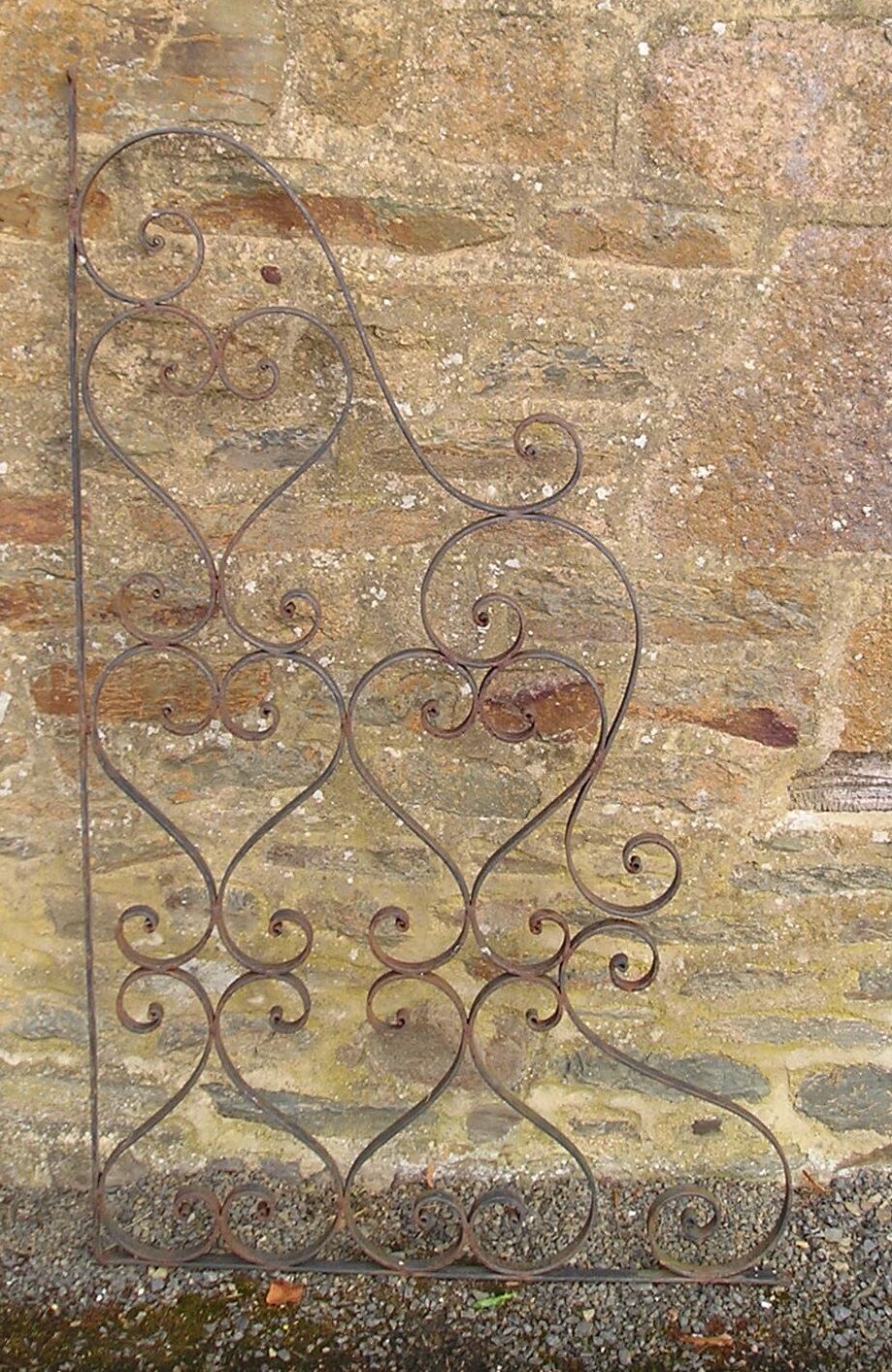 Grille de séparation en fer forgé