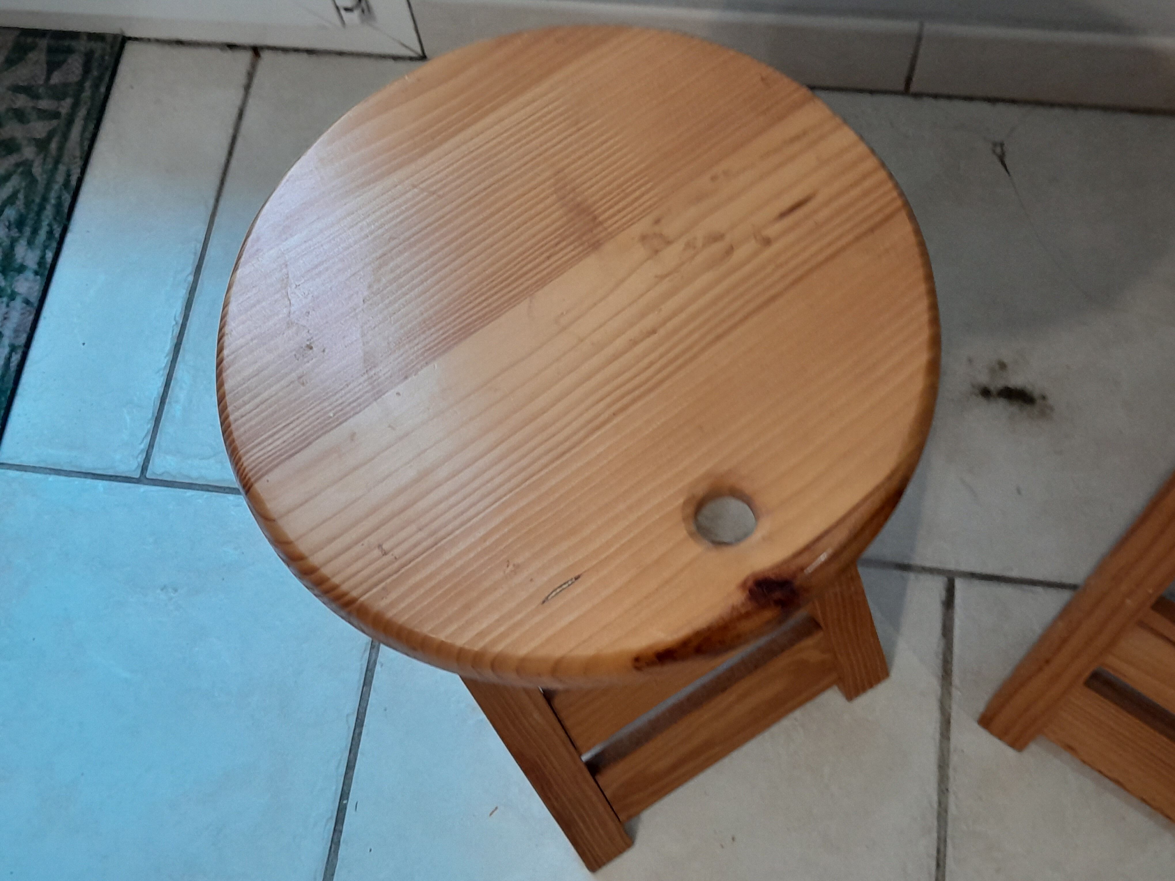 Pair of foldable stool in vintage pine