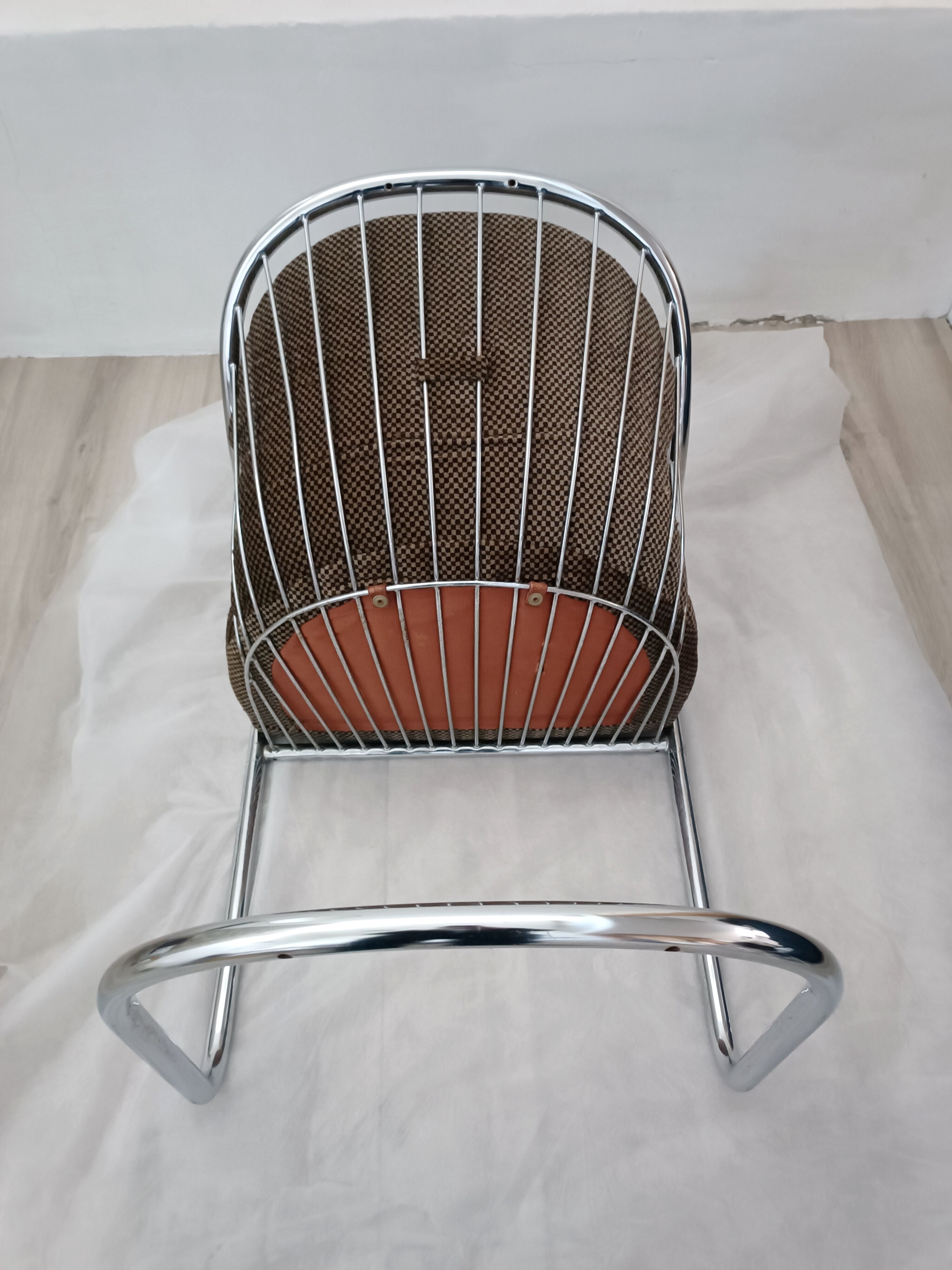 Chaises cantilever par Gastone Rinaldi pour Rima 1970s