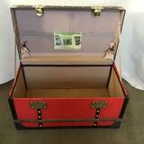 Old mail trunk 1900