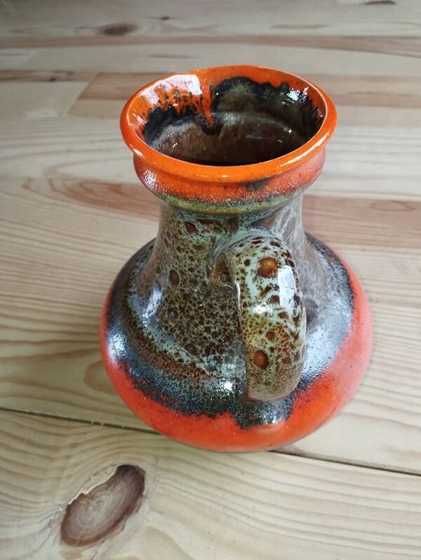 Cruche vintage – Émail flammé rouge et brun – Numérotée – Années 50–60