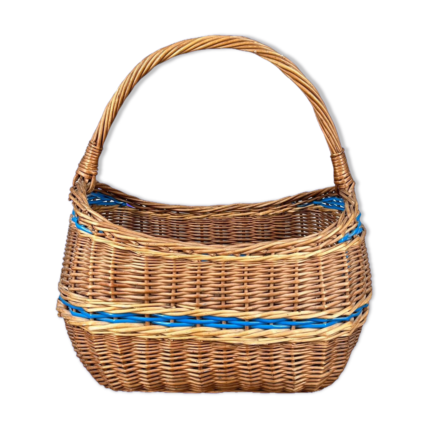 Panier en osier avec anse et scoubidou bleu