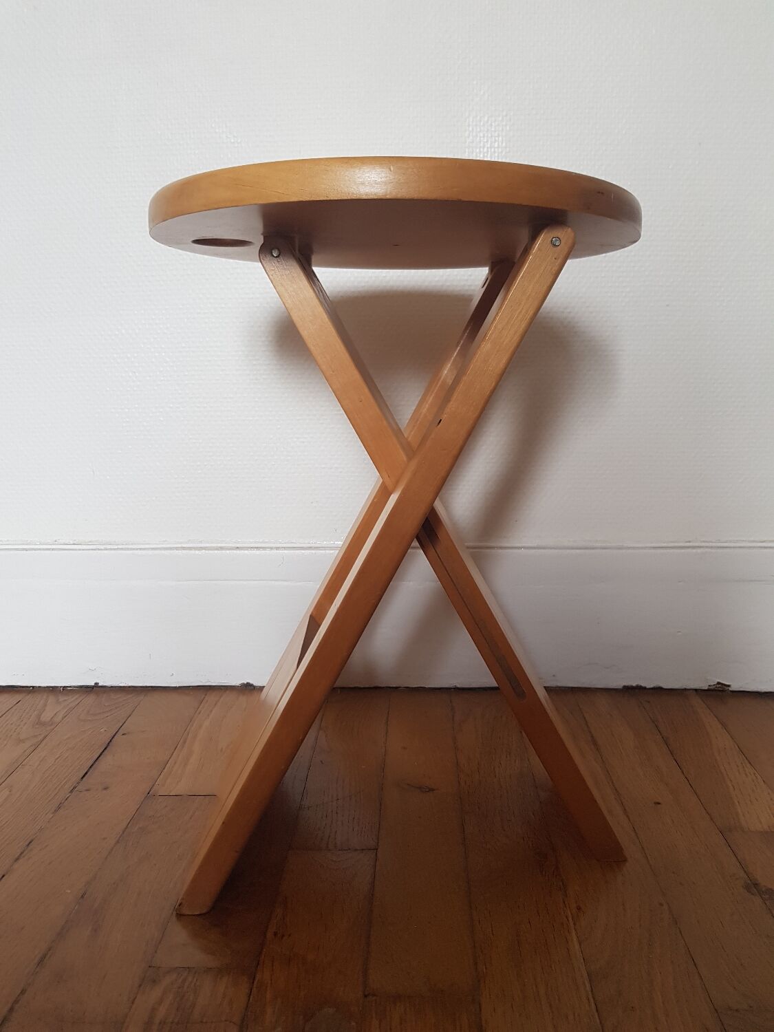 Suzy stool by Adrian Reed