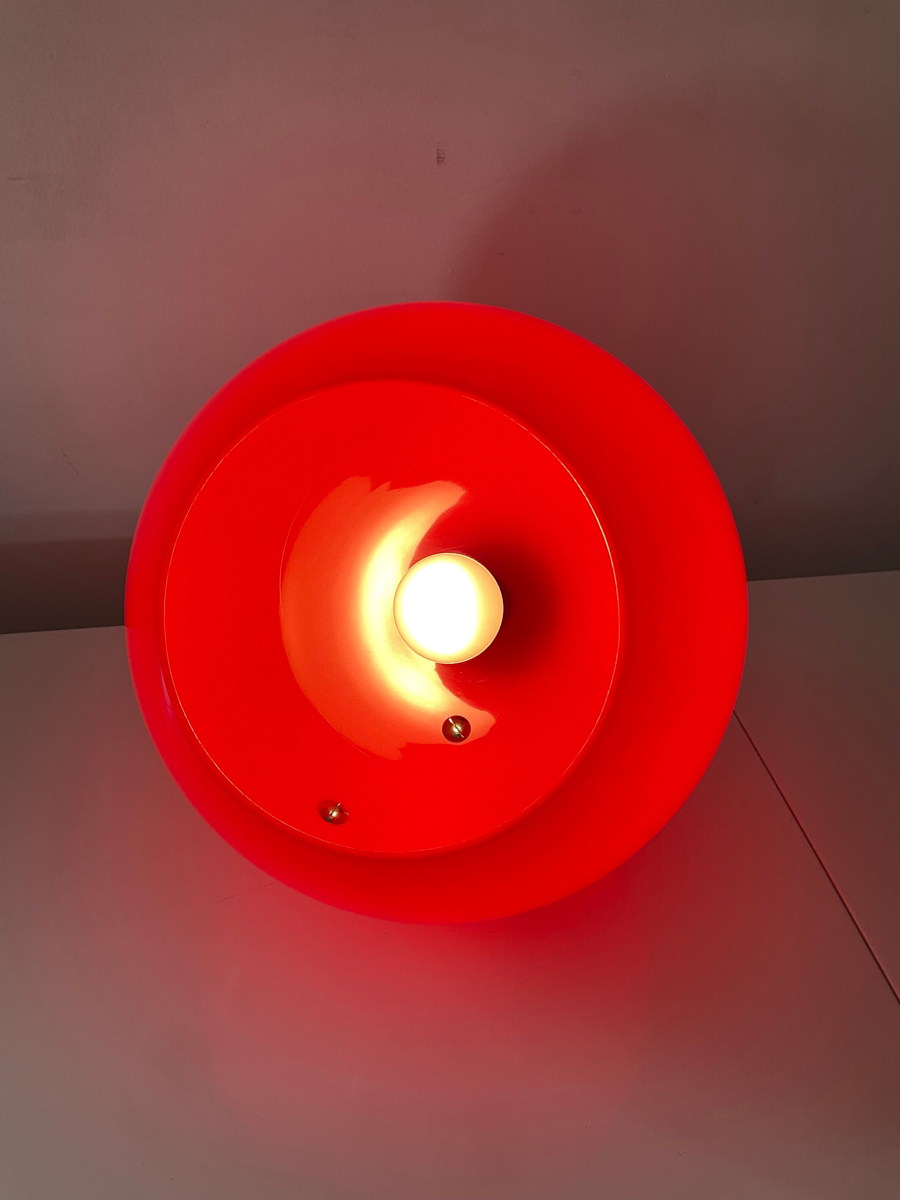 Red plexiglass lamp from the 80s