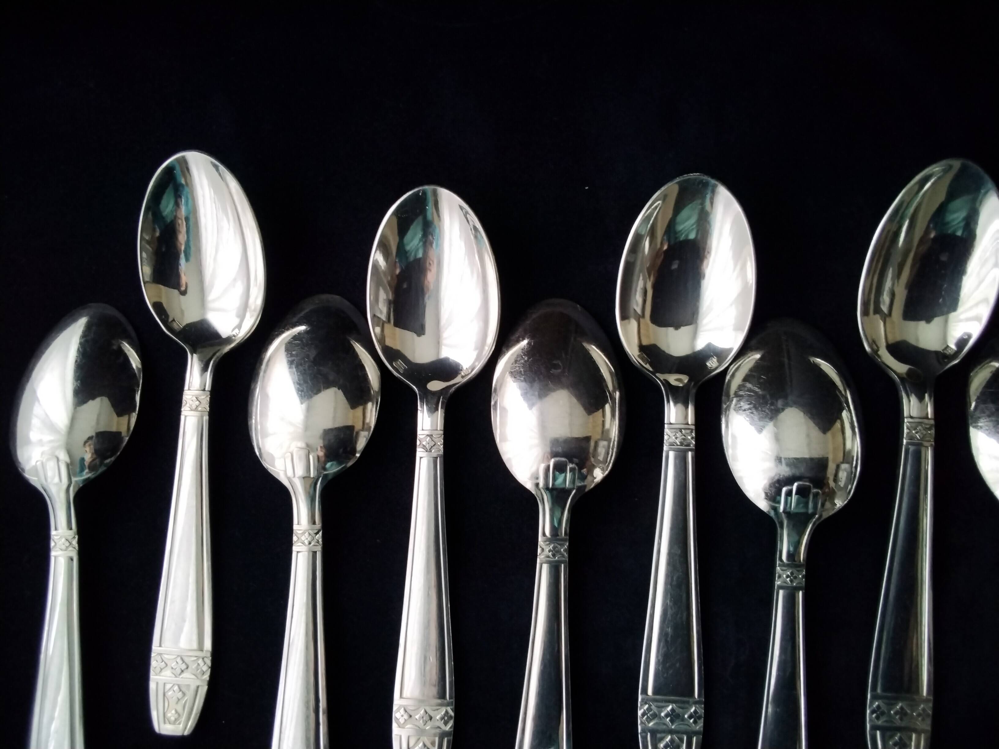 Box of 12 silver-plated coffee spoons, Grand Prix model