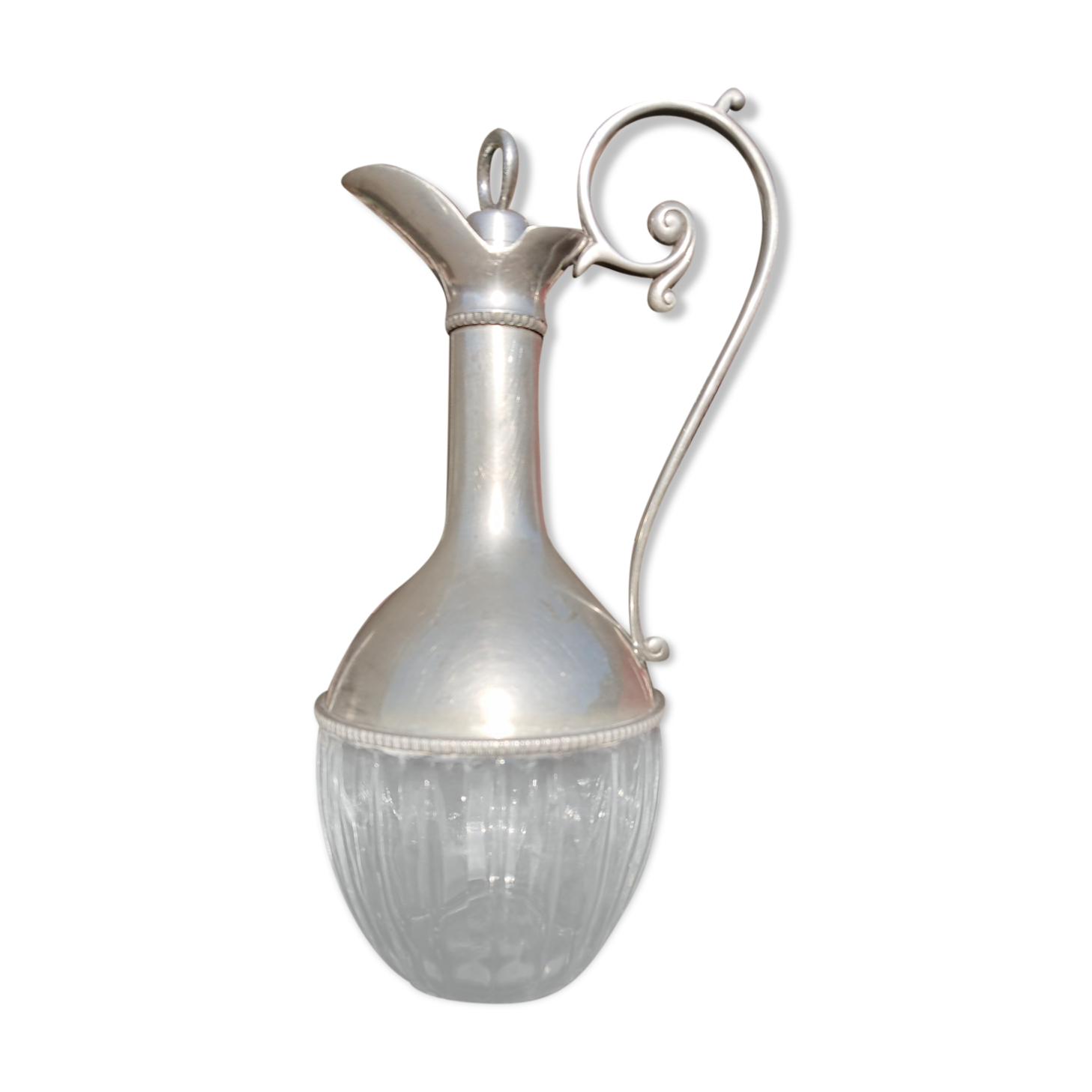 Carafe in etain and glass