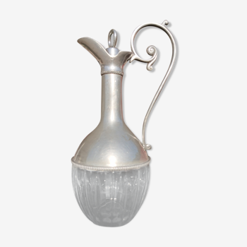 Carafe en etain et verre