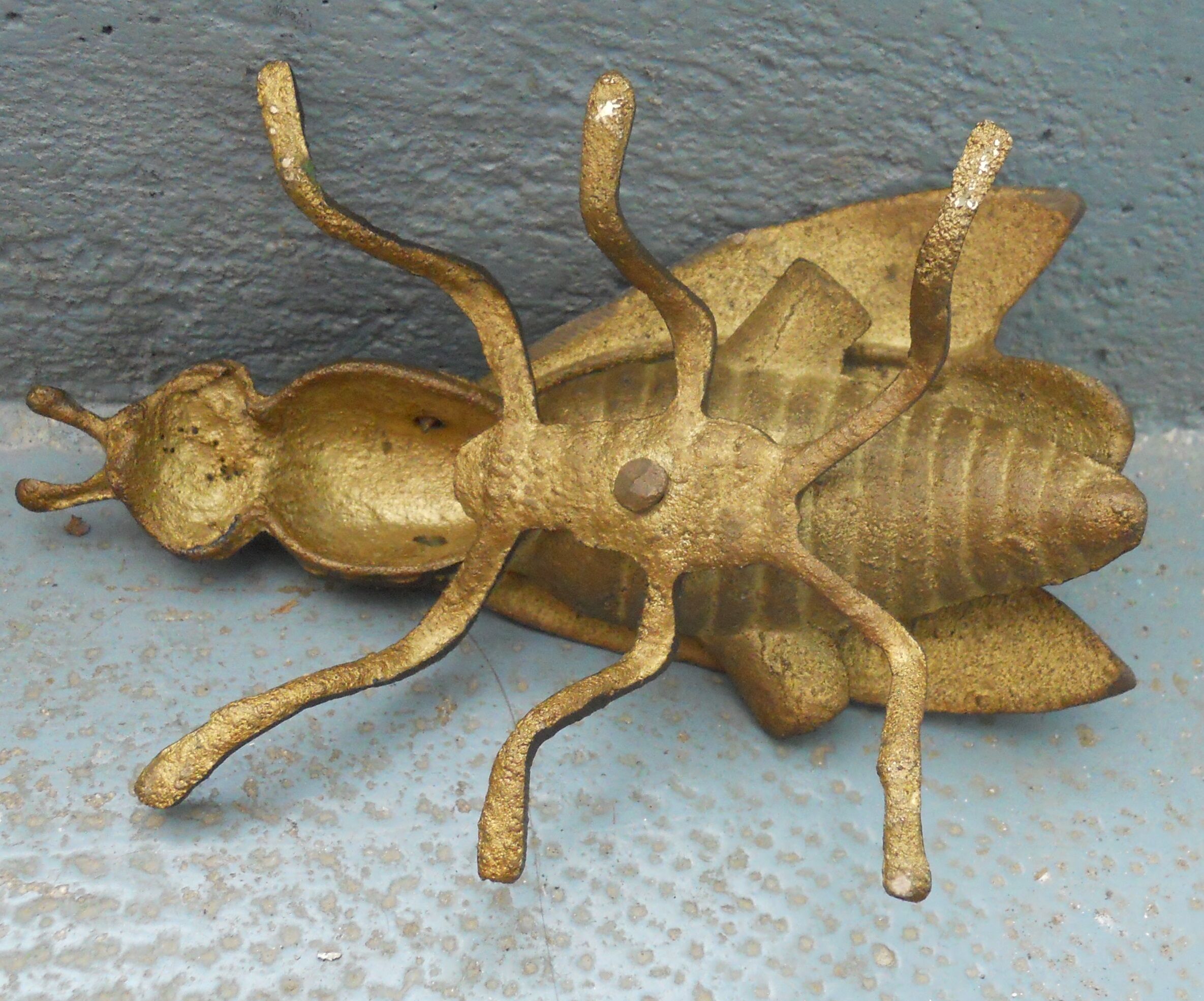 Vintage ashtray insect