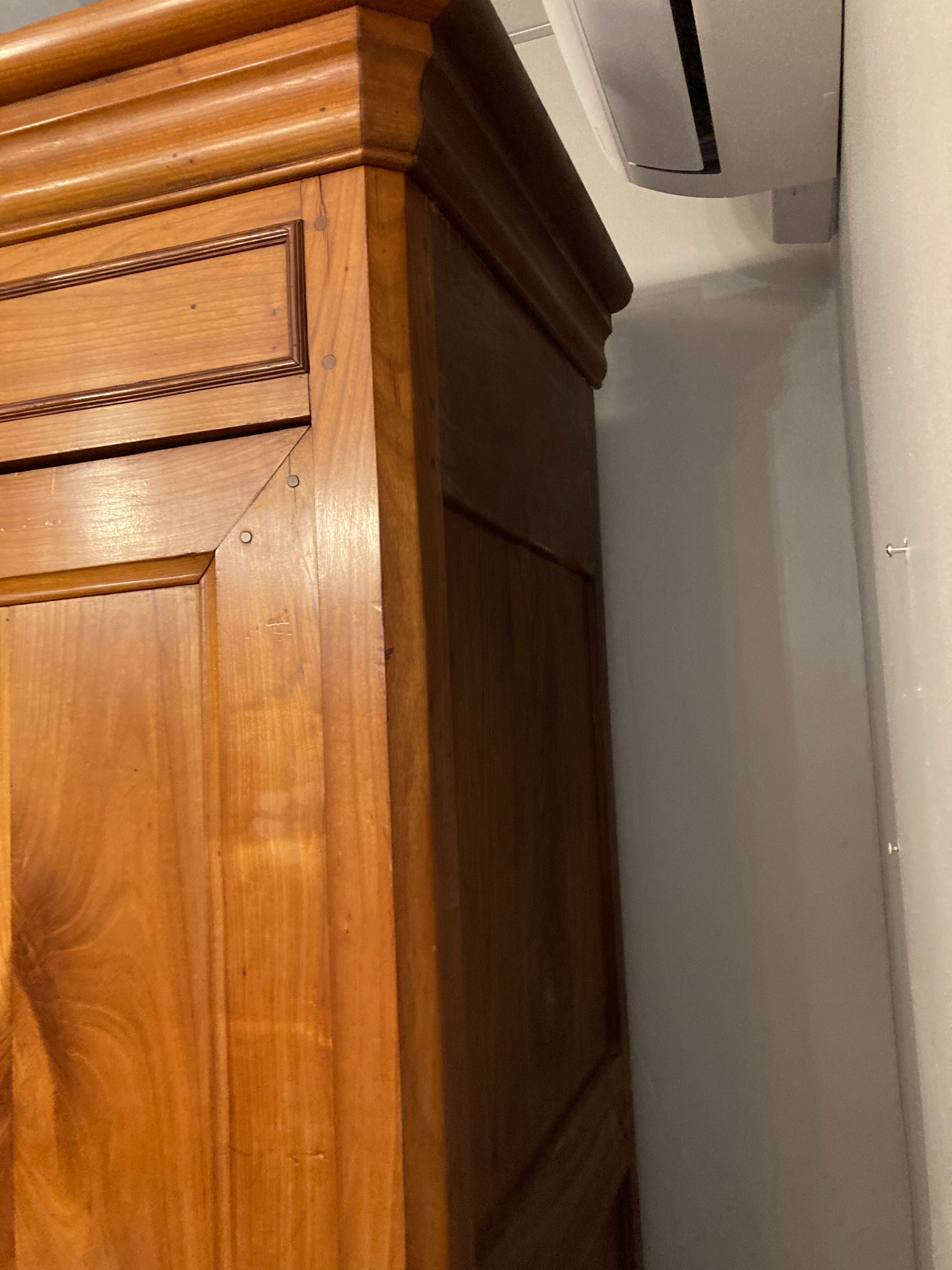 Wardrobe Louis Philippe