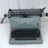 Typewriter Olivetti Diaspron 82