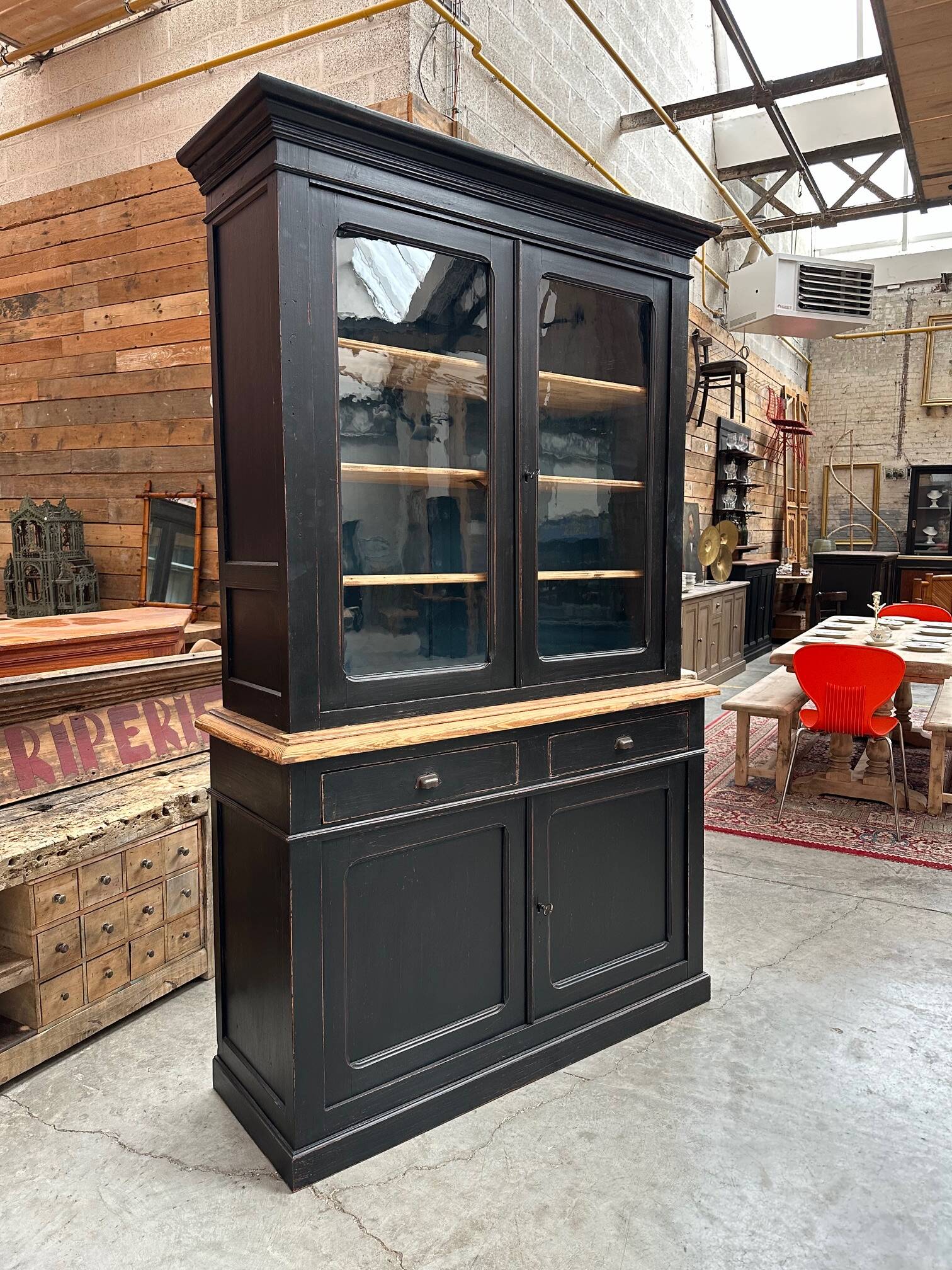 Early 20th century dresser