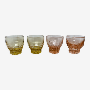 Set of 4 luminarc liquor glasses