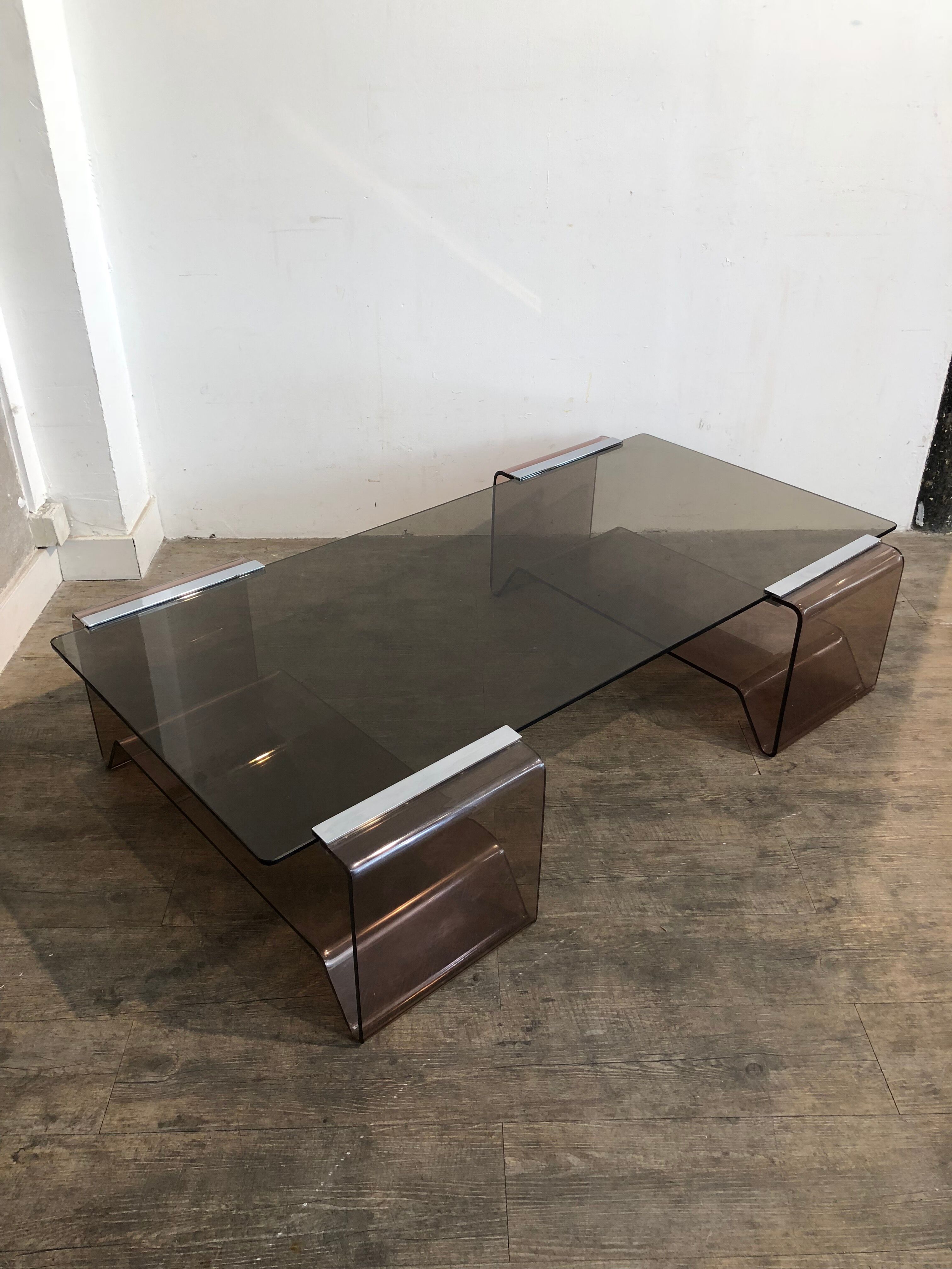 Table low Michel Dumas