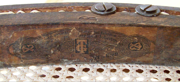 Fauteuil viennois No. 4 de Thonet 1870