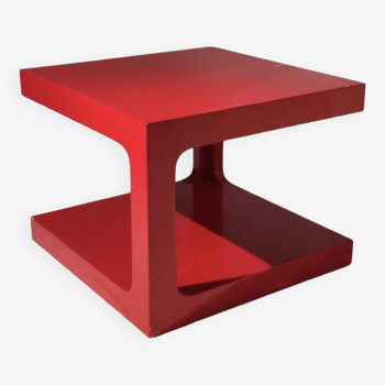 70's red lacquered side table