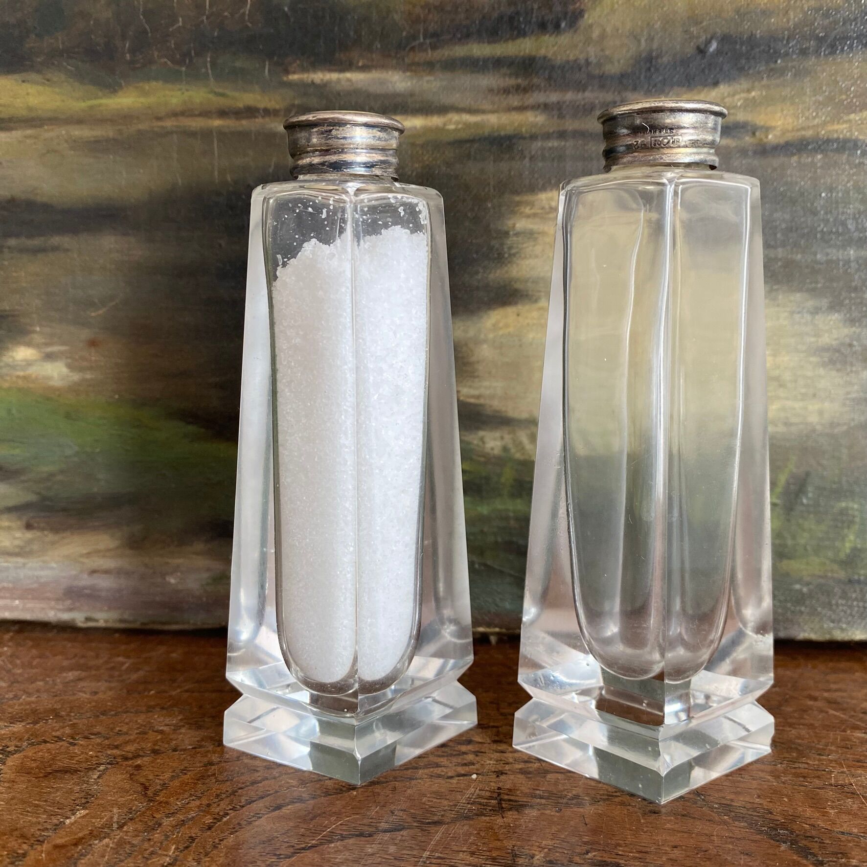 Salière poivrier en verre et bouton de nacre