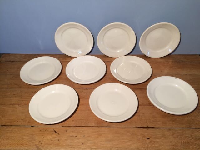 Set of  9 Digoin Saarguemines dessert plates