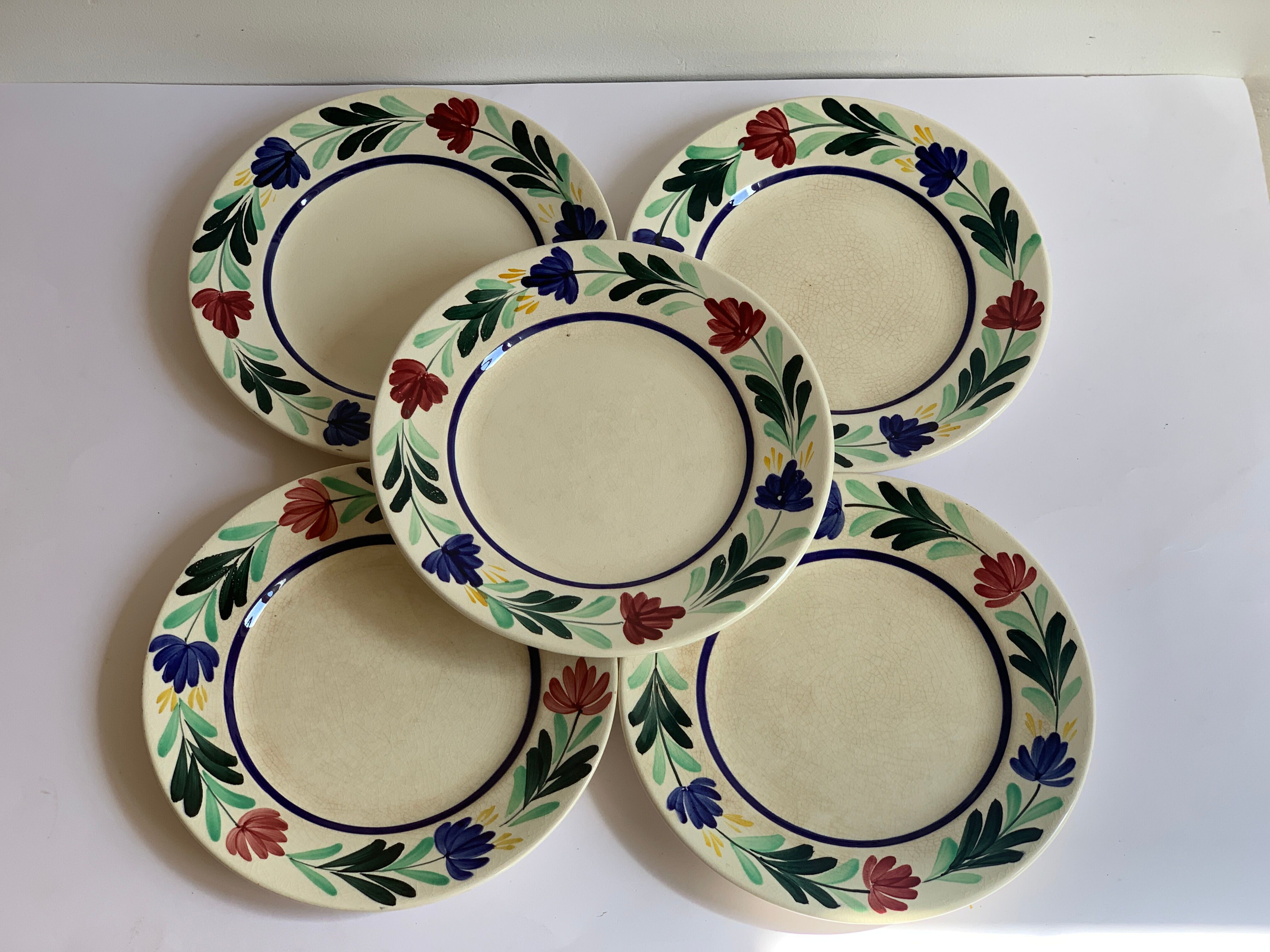 5 Longchamp dessert plates