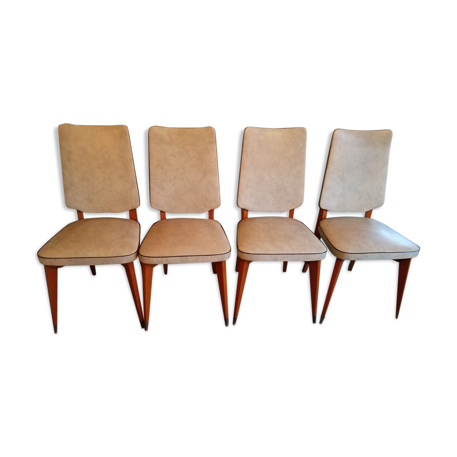 Lot of 4 dining room chairs