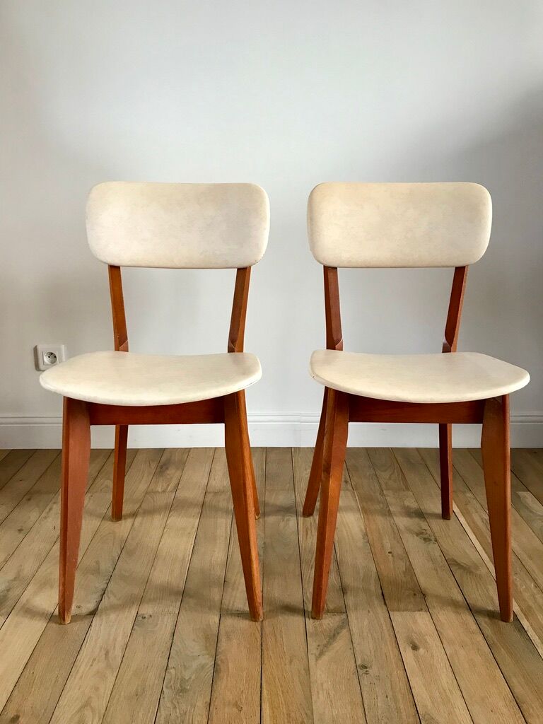 Pair of scandinavian chairs in skaï 50s
