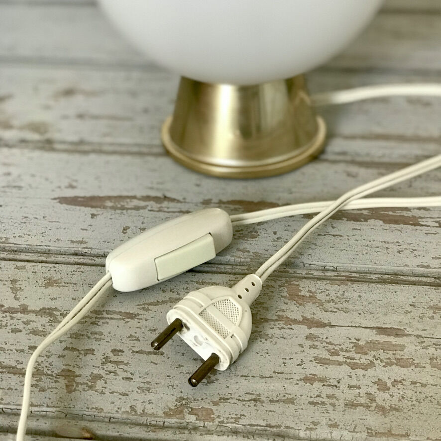 Opal globe table lamp