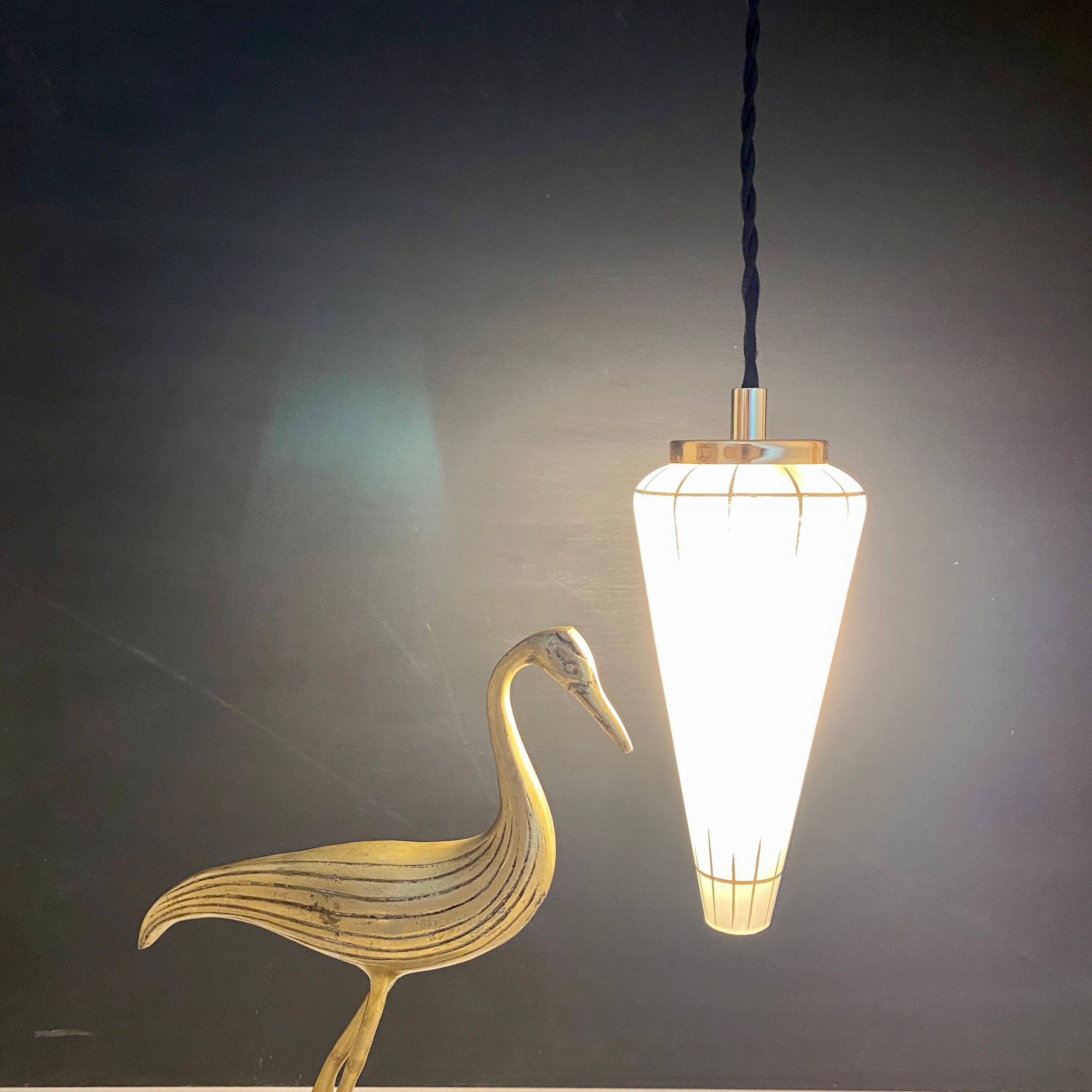 Vintage art deco globe pendant lamp in opaline