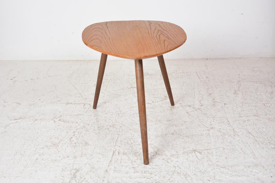 Tripod coffee table dating from the 60s